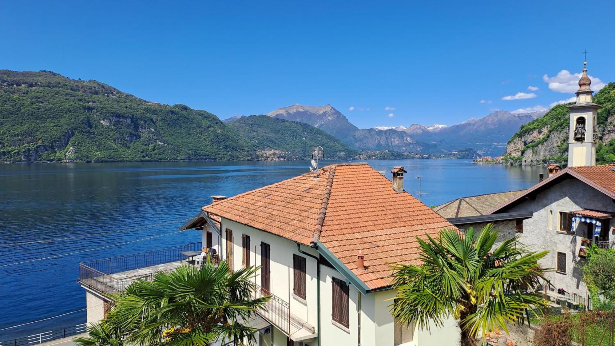 Casa Ducale Como Lake View Mandello del Lario Bagian luar foto